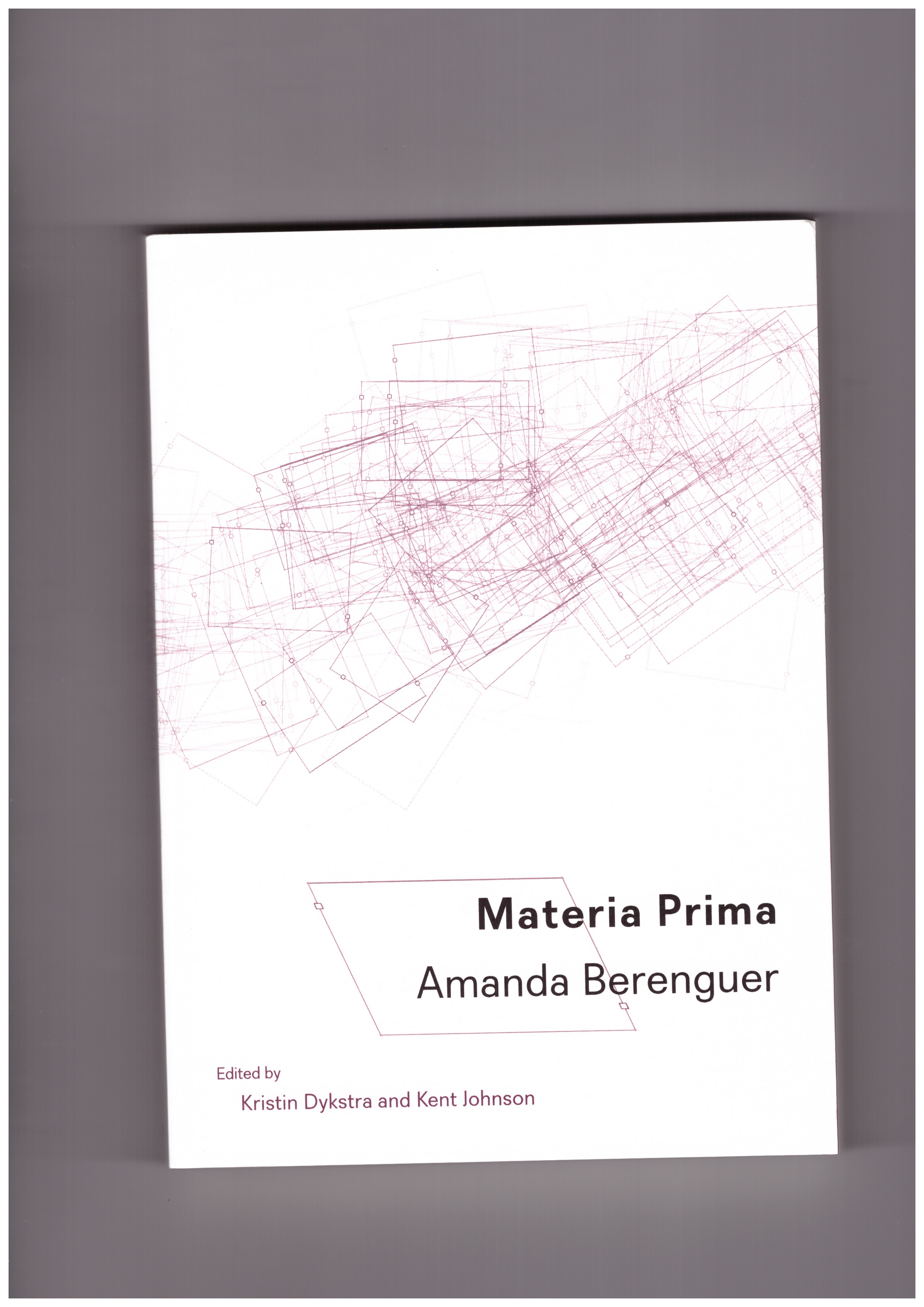 BERENGUER, Amanda - Materia Prima